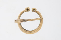 Фибула. Хедебю 9-10 в.