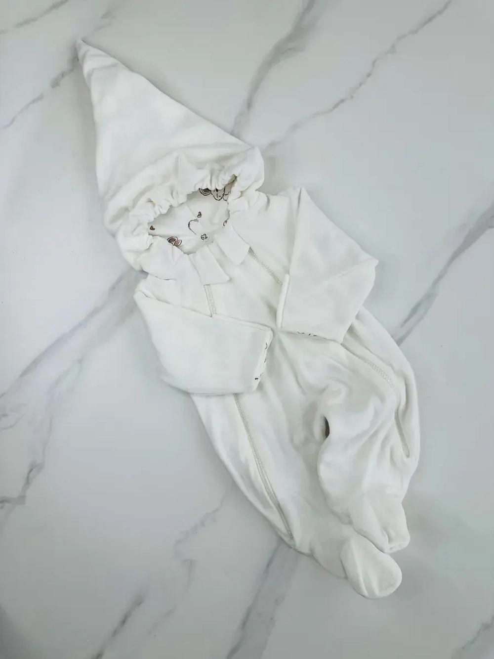 Комбинезон велюровый для малышей