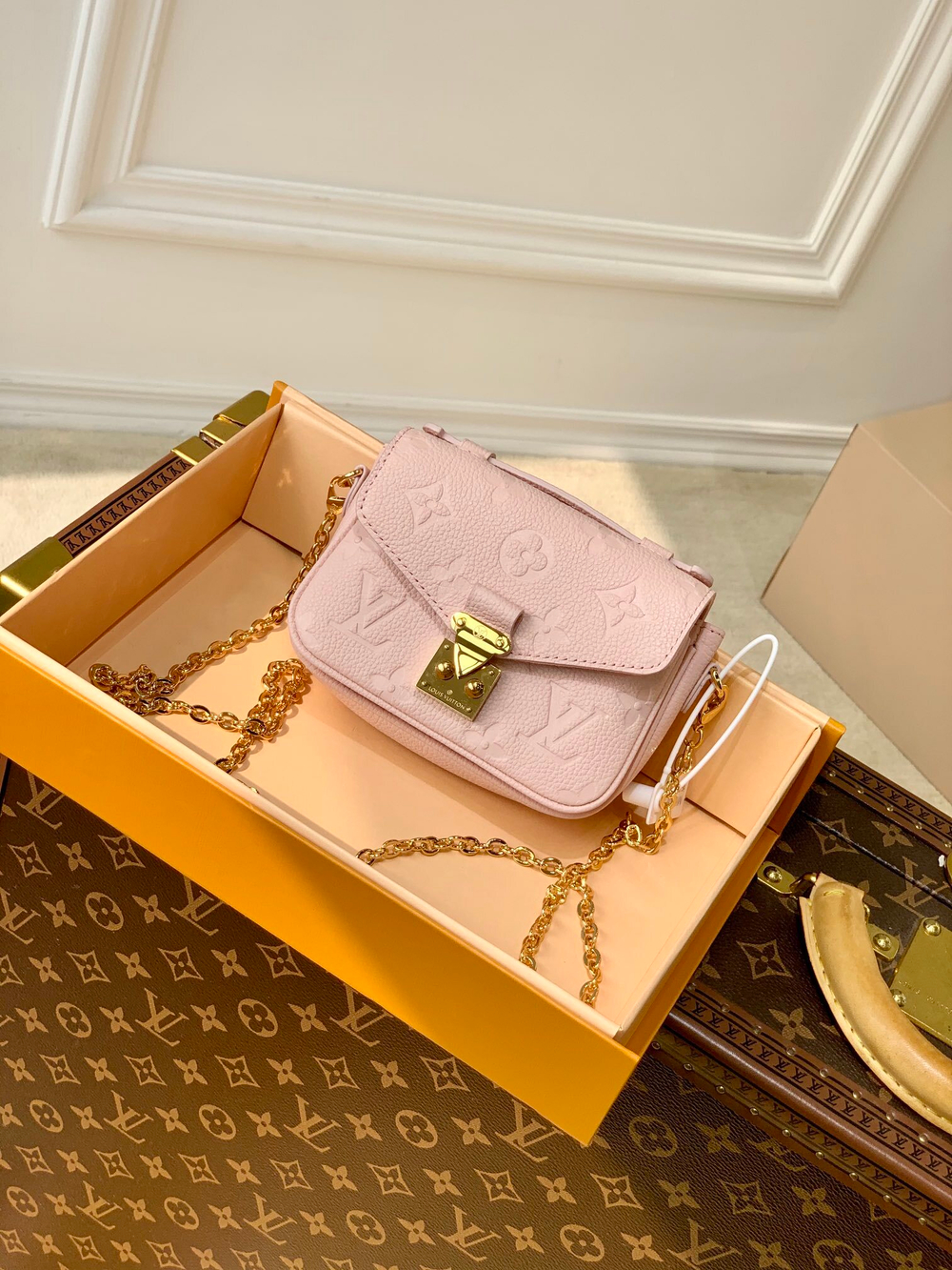 Louis Vuitton Micro Metis