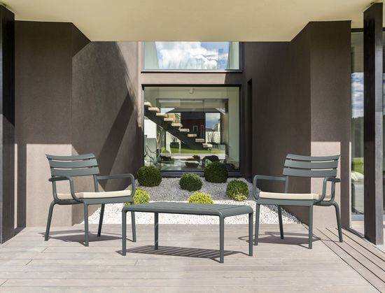 Столик пластиковый журнальный Paris Lounge Table