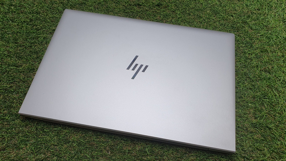 Ноутбук HP i5-10/8Gb/FHD