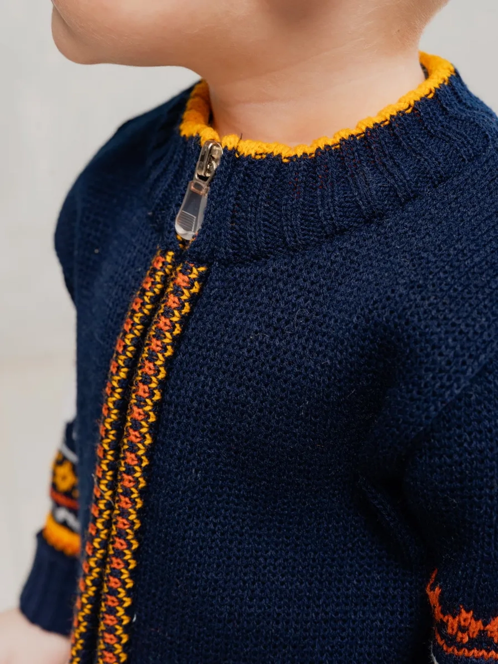 Вязаный комбинезон для новорожденных и малышей на молнии