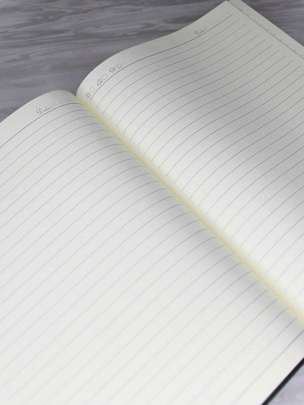 Блокнот А4 200л. (400страниц) в линейку Малиновый (К44-522)