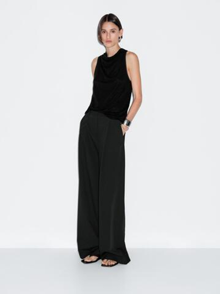 Massimo Dutti Брюки с широкими штанинами и защипами, черный