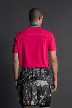 ZARA БАЗОВАЯ СПОРТИВНАЯ ФУТБОЛКА, НЕОНОВО-РОЗОВЫЙ