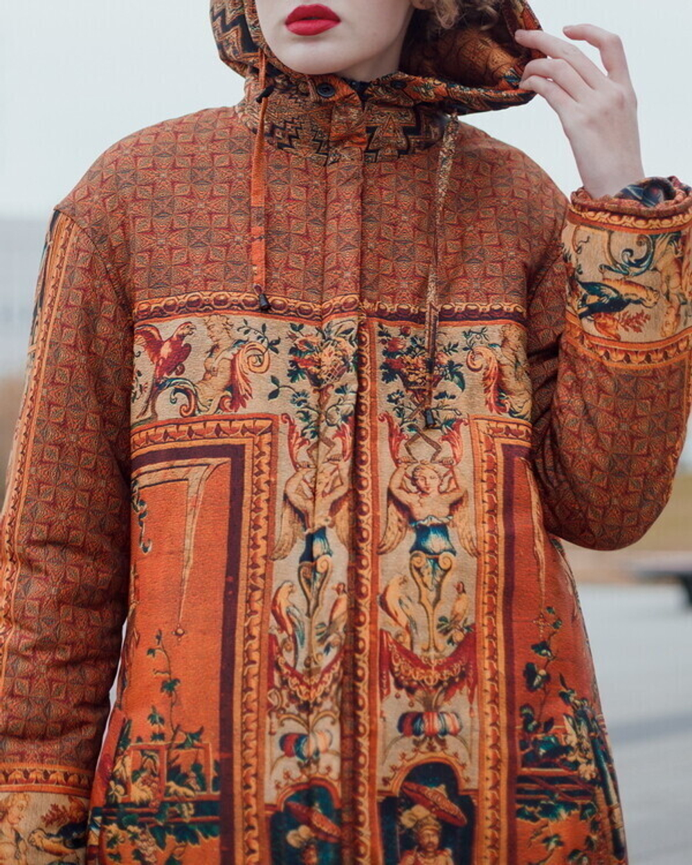 Пальто "Гротеск", по мотивам фламандской шпалеры 17 в. Серия «Гротеск»