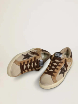Super Star in beige and brown suede with a dark brown glitter star