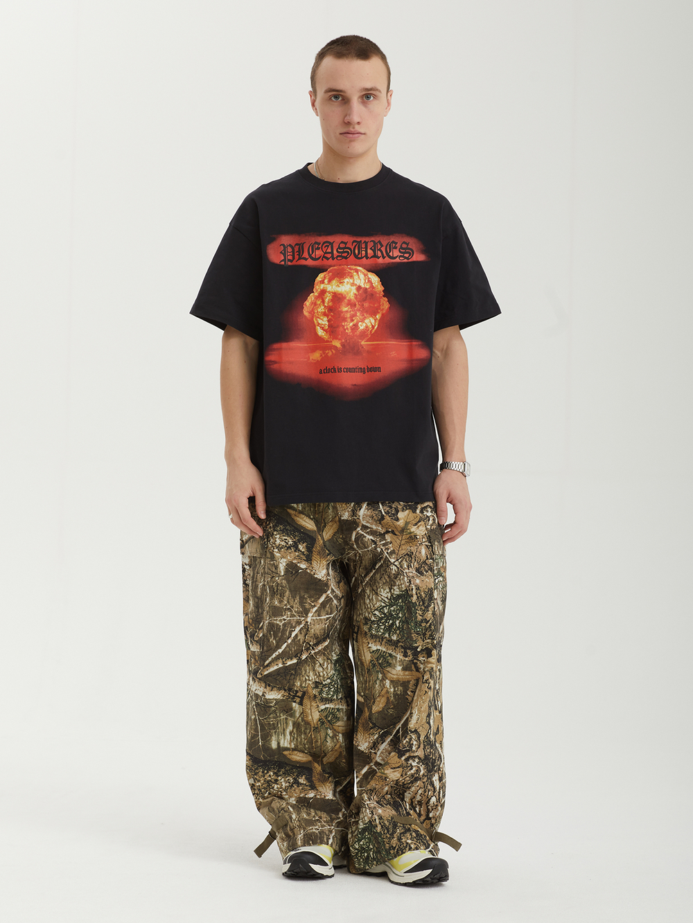 Мужская Футболка Quarrel