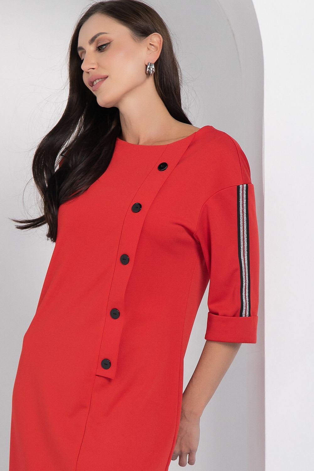 Платье Простота в деталях (красное) П12621-5 LT Collection