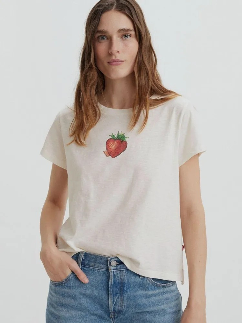 Футболка женская LEVI'S GRAPHIC BOXY TSHIRT