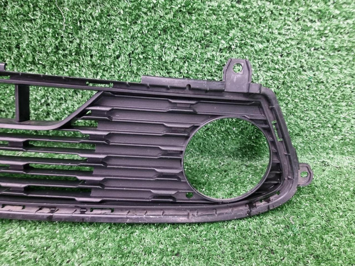 Решетка переднего бампера Kia Cerato 4 (2018-2021)