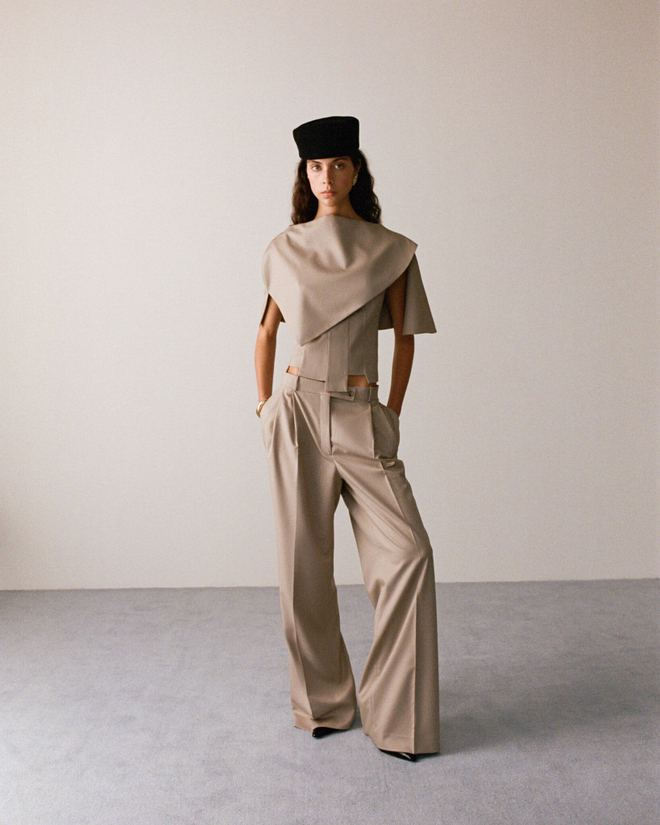 Брюки костюмные