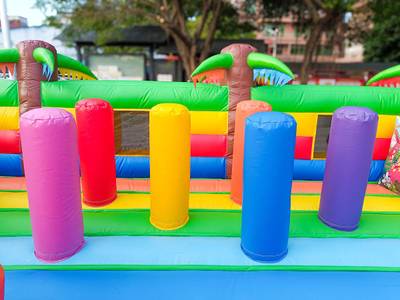 Коммерческий надувной батут «Дракончики», 16x11x8.5