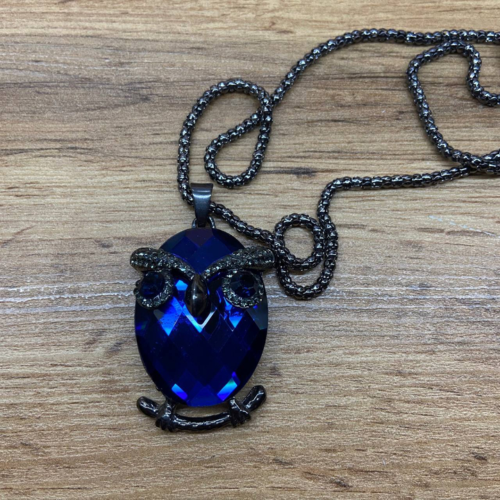 Кулон на цепочке Сова на ветке кристалл синий граненый стразы серые металл графитовый