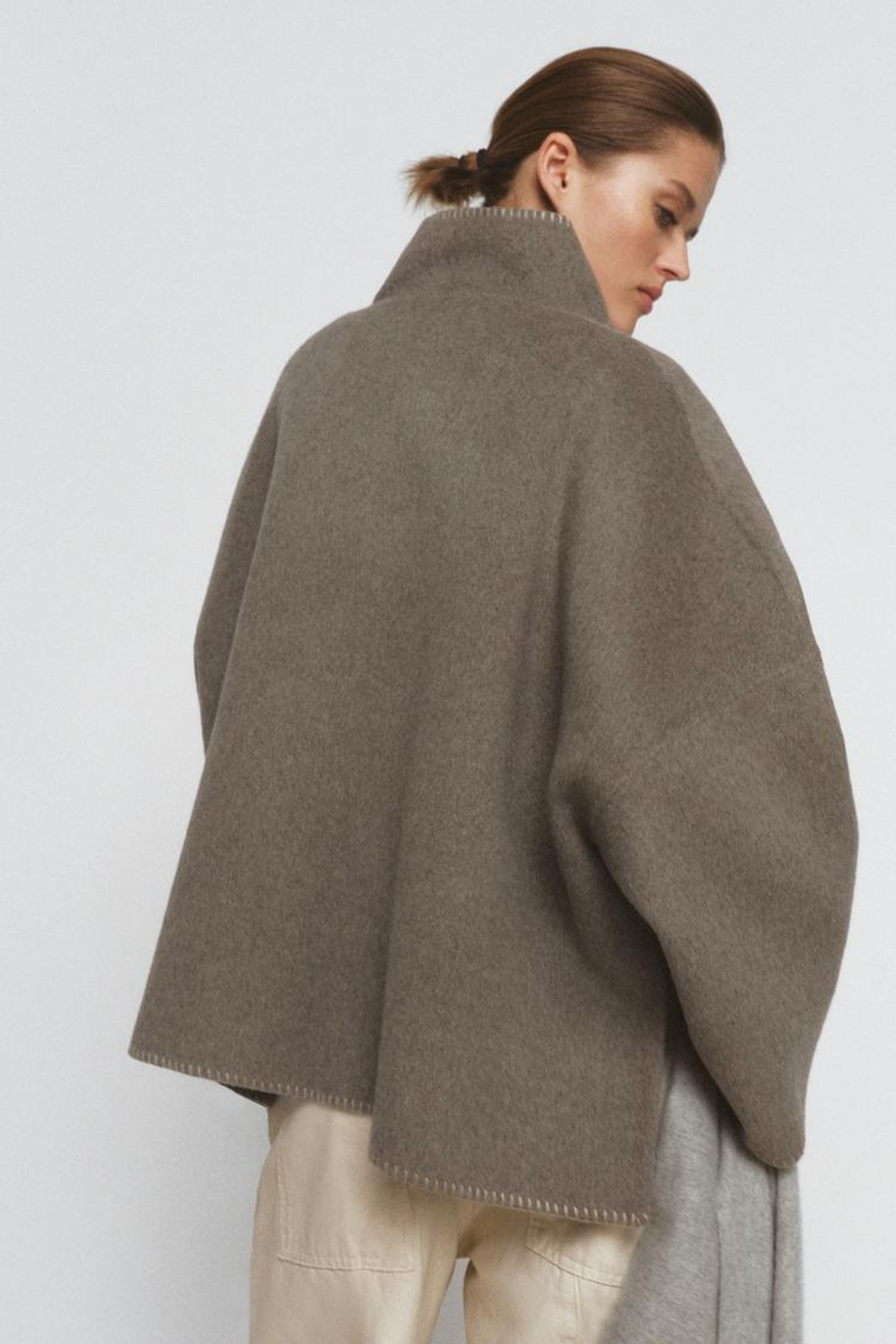 ZARA КУРТКА ИЗ СМЕСОВОЙ ШЕРСТИ С КОНТРАСТНОЙ СТРОЧКОЙ — ZW COLLECTION, СЕРОВАТО-КОРИЧНЕВЫЙ