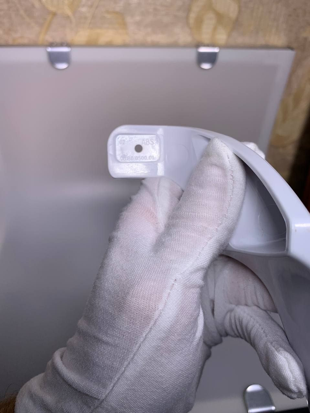 Ручки для холодильника Бирюса изогнутые цвет белый. комплект