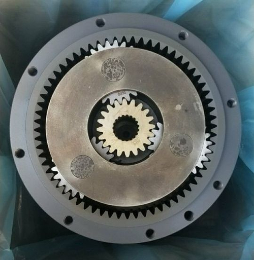 Редуктор поворота Hitachi ZX 210-3