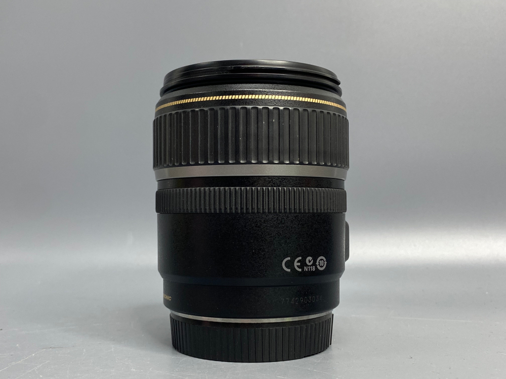 Canon EF-S 17-85mm f/4-5.6 IS USM