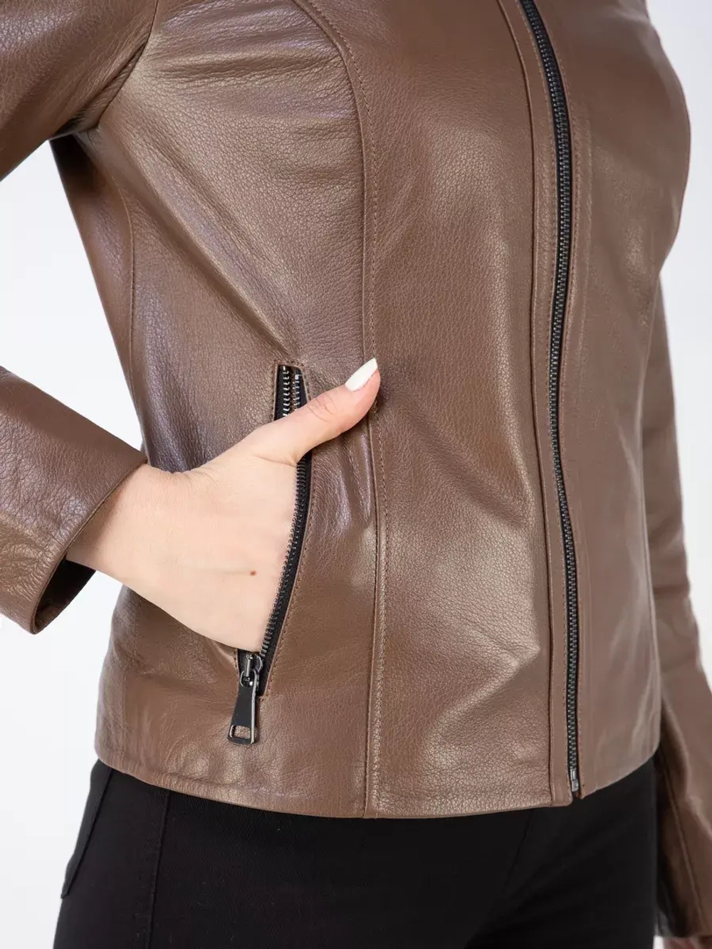 Куртка кожаная демисезонная