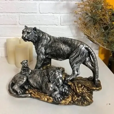 Статуэтка из гипса «Семья тигров» 25*35 см античное серебро