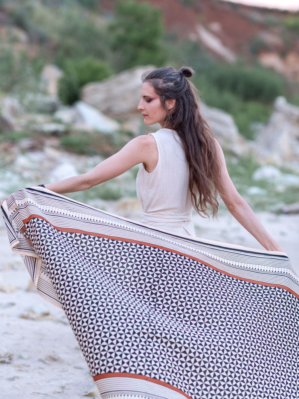 Легкий шарф-платок