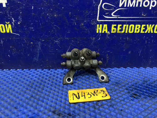 Распределитель тормозной MITSUBISHI CHARIOT 1994