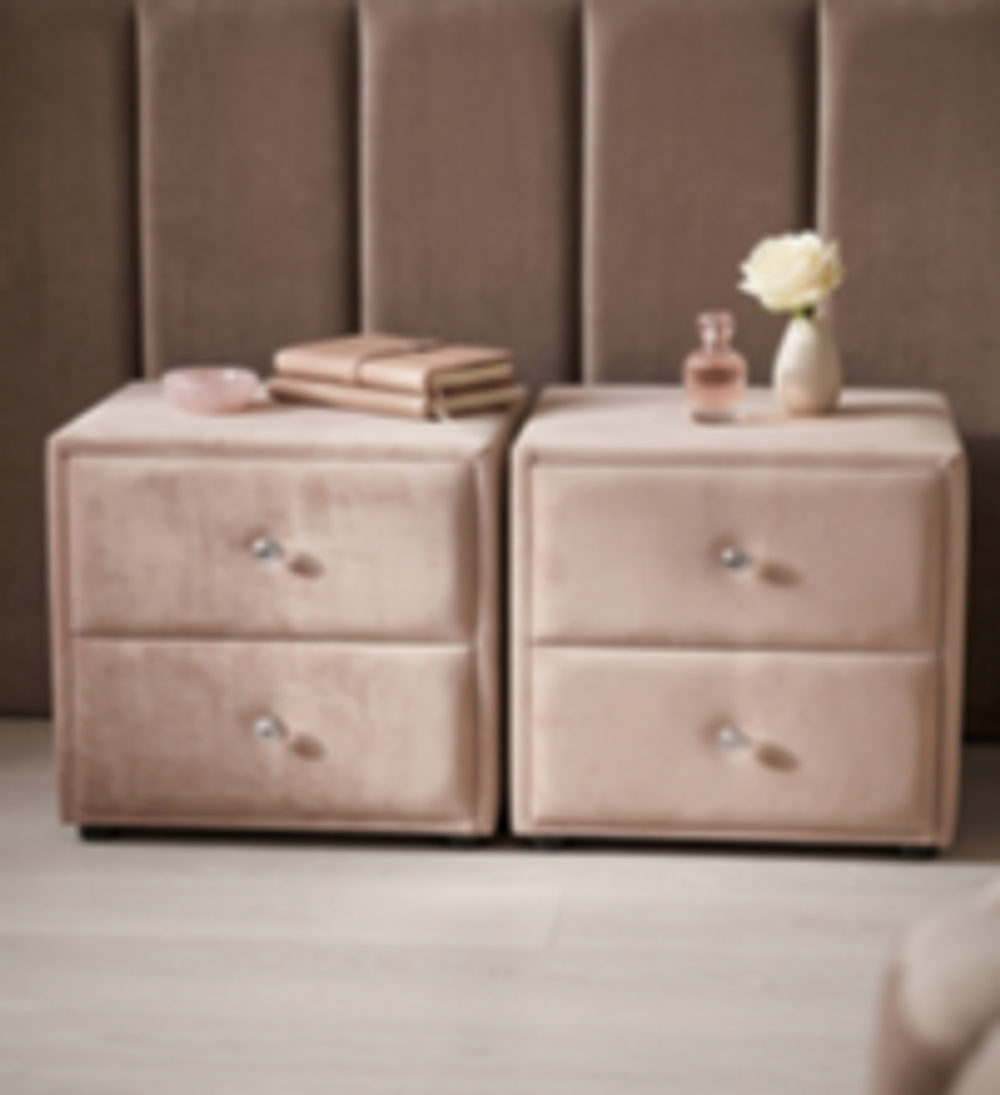 Прикроватные тумбы