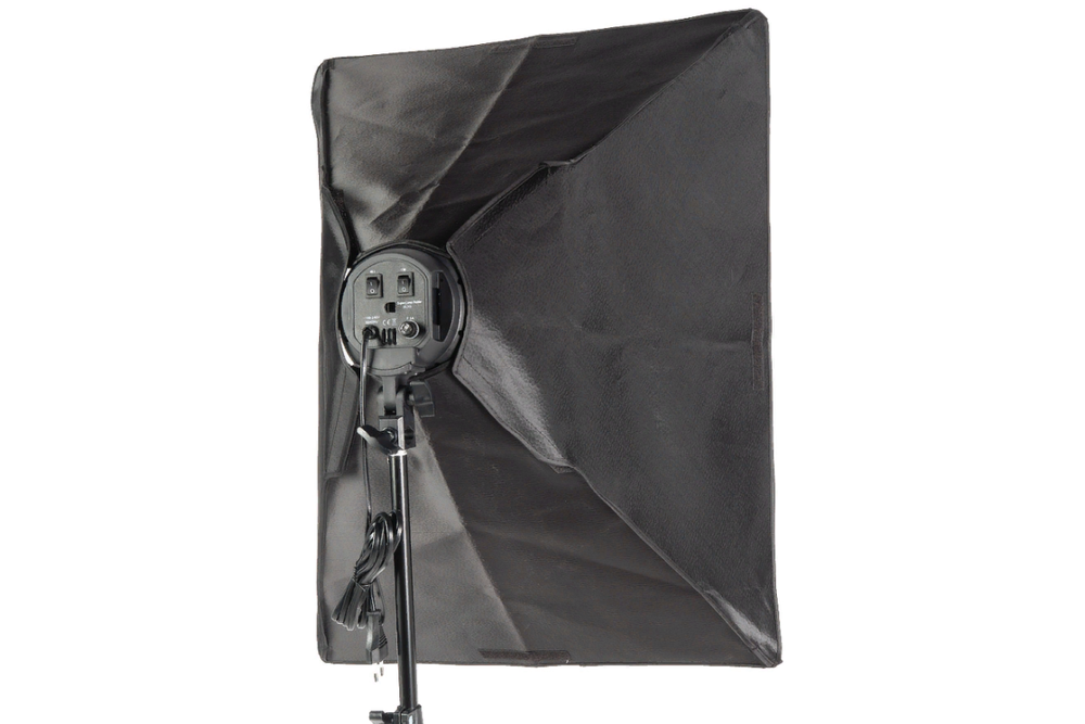 Комплект студийного оборудования Falcon Eyes KeyLight 825LED SB5070 KIT