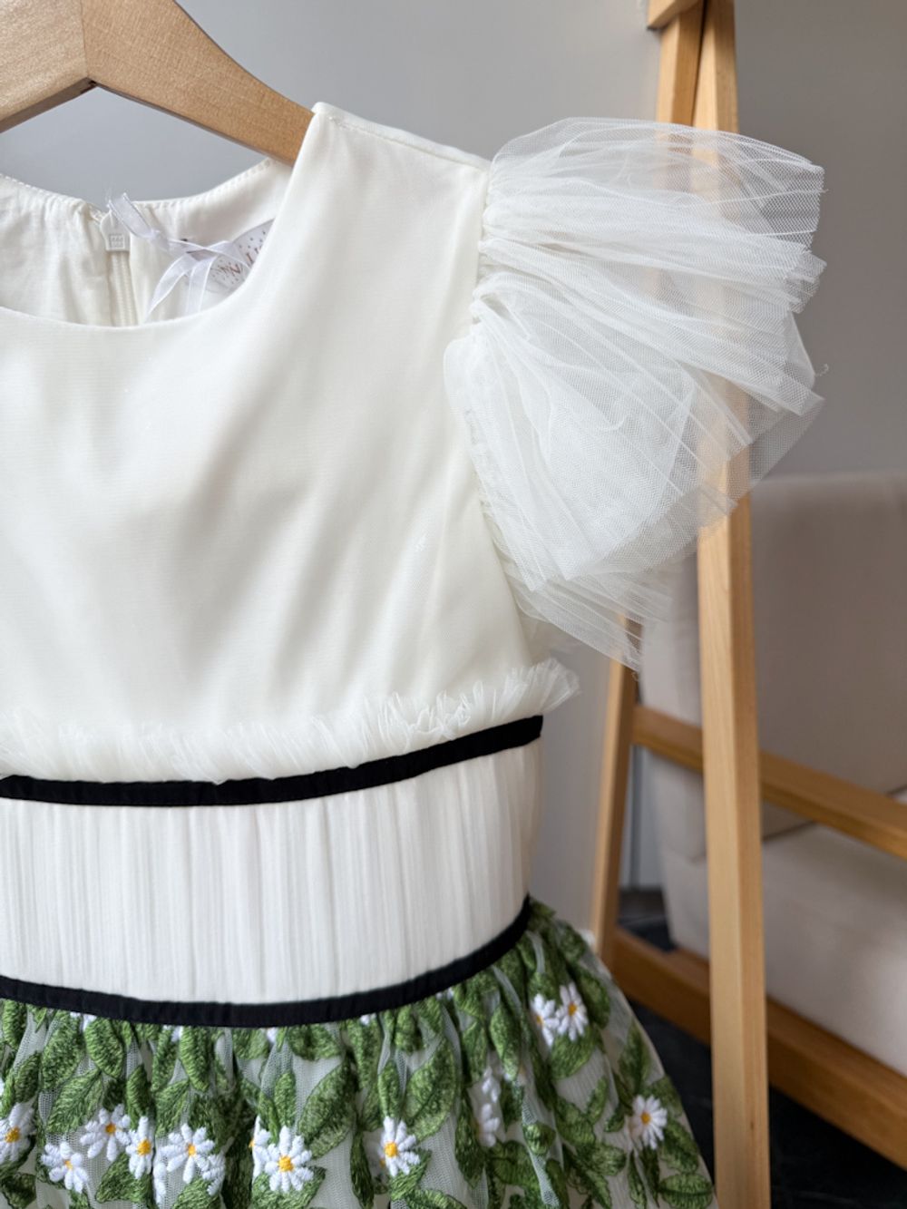 Новое платье Monnalisa, 128