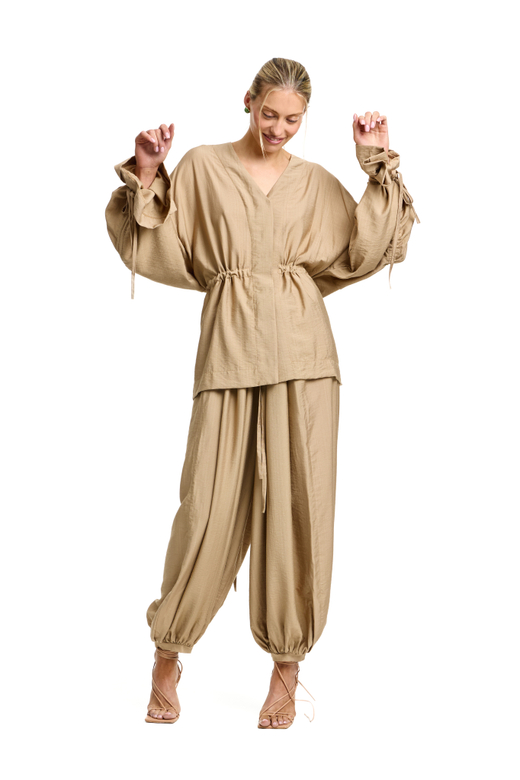 Костюм-двойка Invitation beige