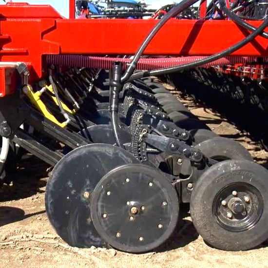 BOURGAULT шина в сборе, накладка, запчасти