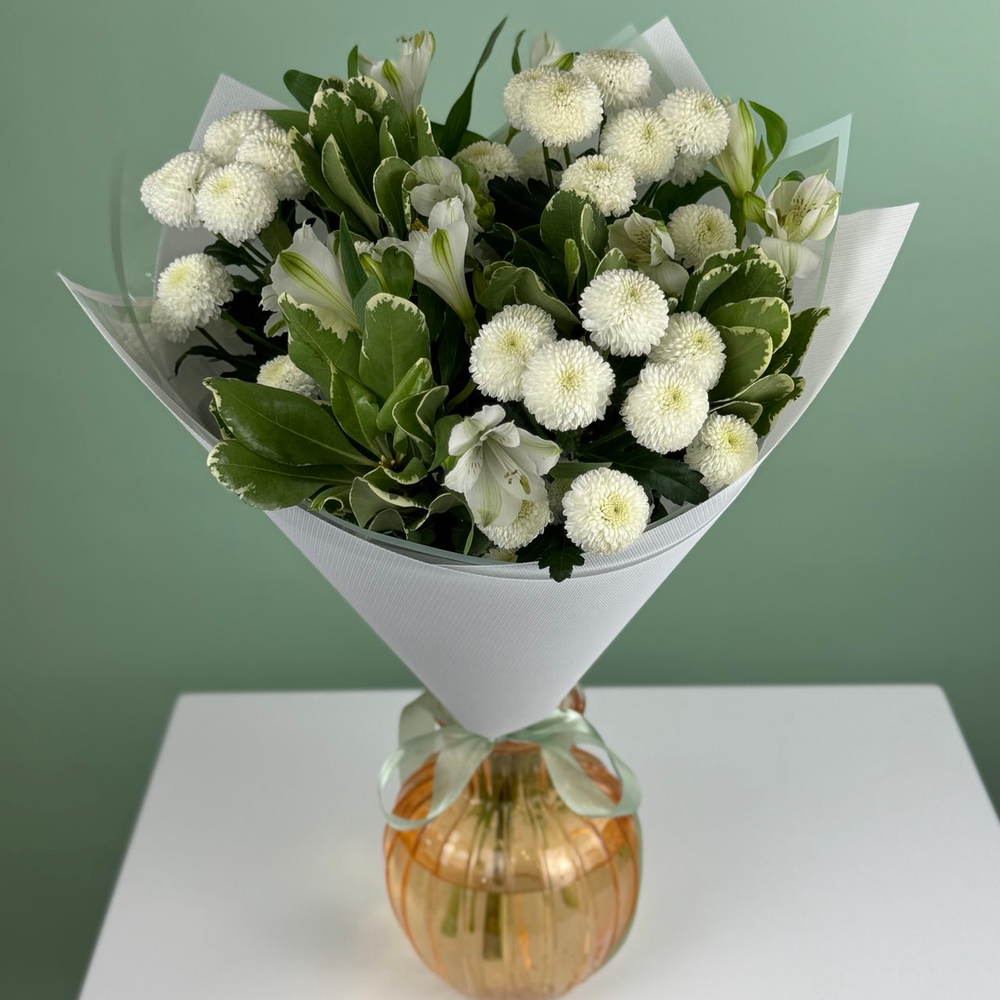 Авторский букет "Жемчужная весна" (размер XS)