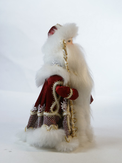 Кукла коллекционная Дед Мороз в кружевной шубе