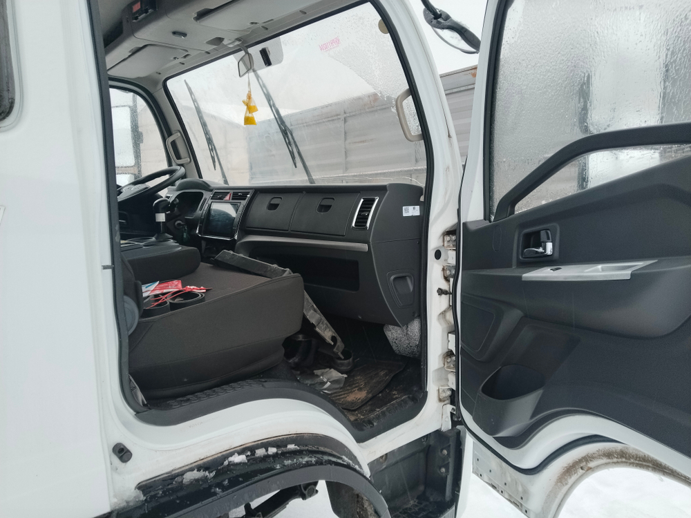 DongFeng C120 Изотермический/рефрижератор с гидробортом АФ-475400-02 (Изотермический, Дизельный, 3.8