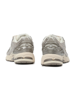 Женские Кроссовки U1906rv1