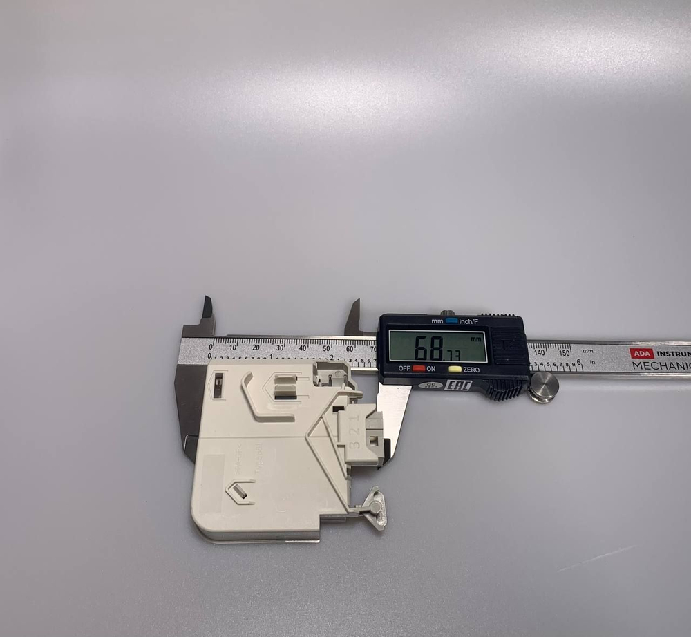 Устройство блокировки люка (УБЛ, замок) стиральной машины. INT014BO, 00633765, 00225256