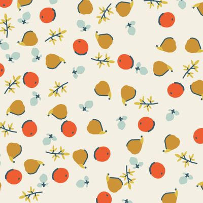 Принт с инжиром, яблоками, листьями на молочном фоне