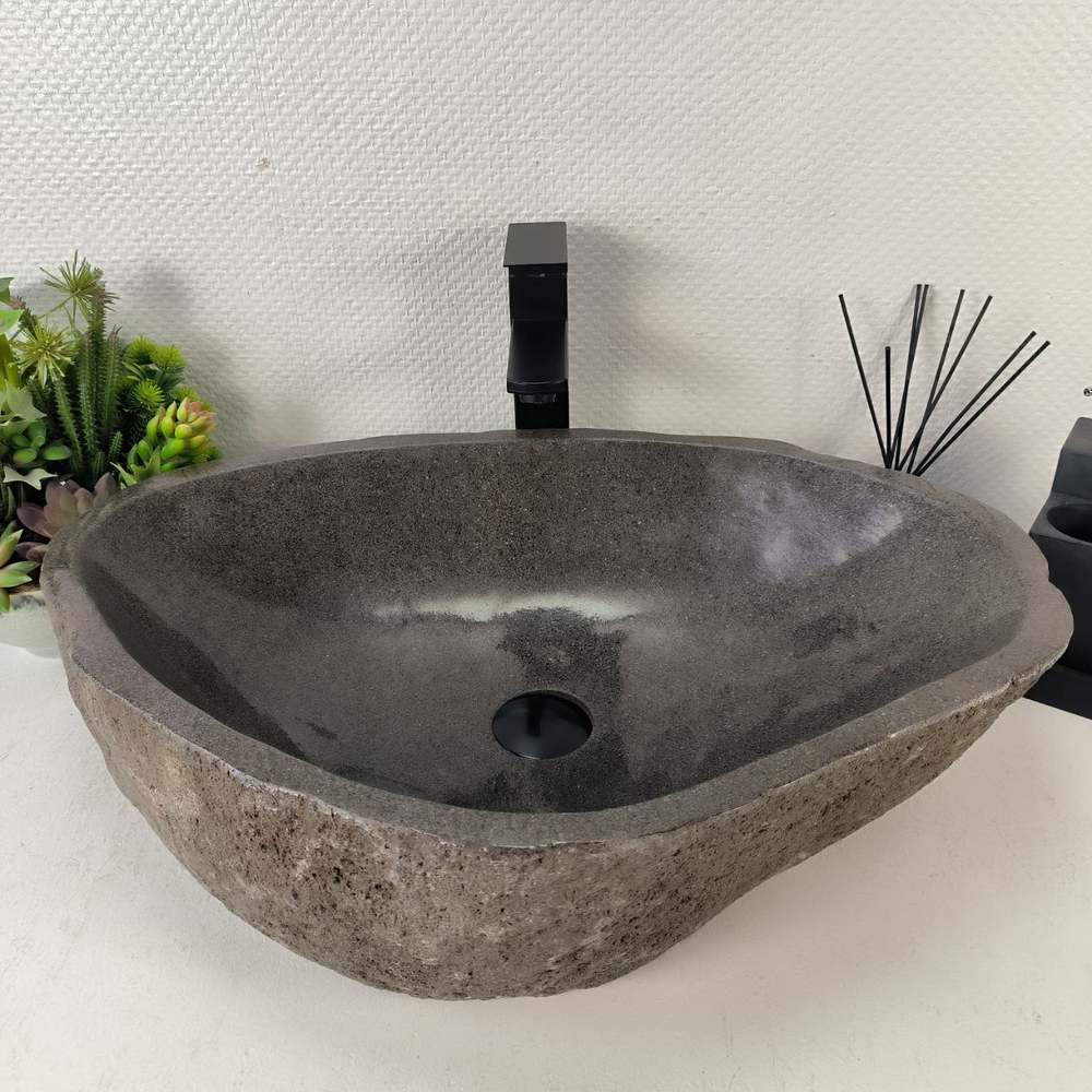 Раковина из речного камня RS-65045 62*43*15 0863