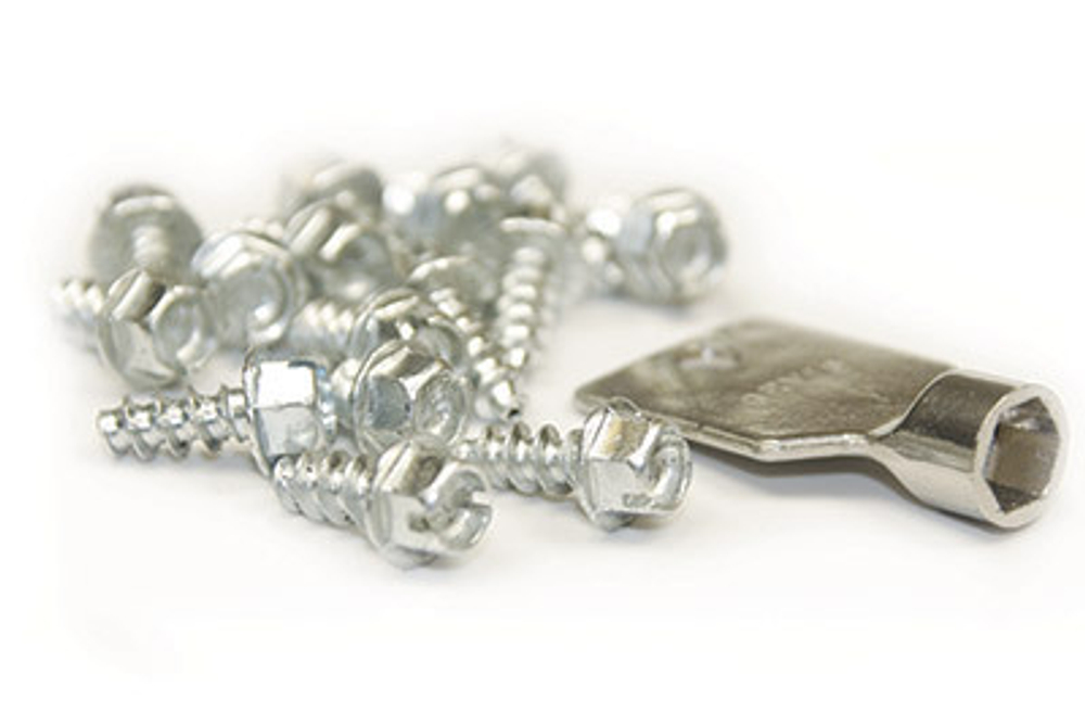 Шипы Alaskan набор с ключом (28 шт.)мAABSK28