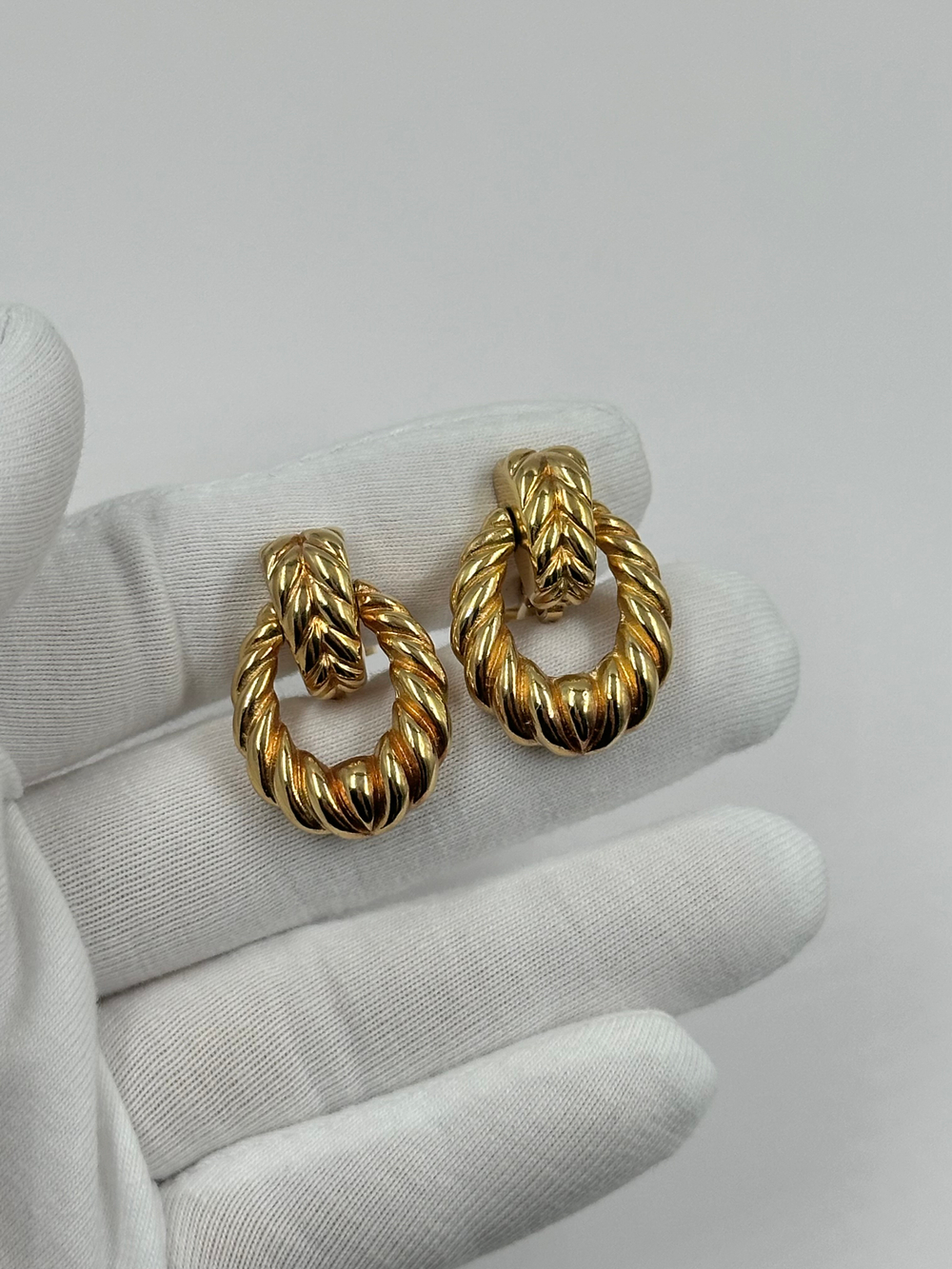 Клипсы в стиле door-knocker Christian Dior