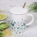 Кружка керамическая 350мл «Калейдоскоп» с керамической крышкой и ложкой, звездочки