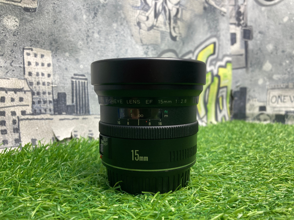 Canon EF 15mm 2.8 Fisheye