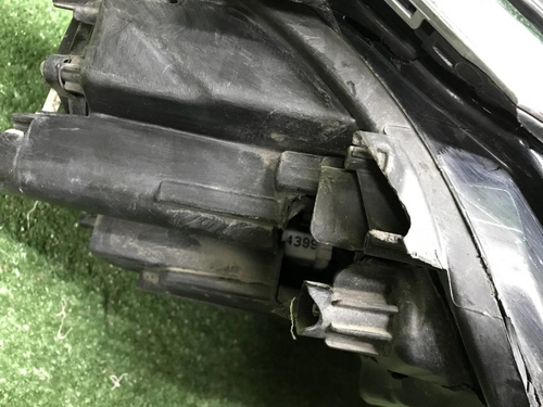 Битая Фара правая VW Touareg 3 (2018-2023) LED