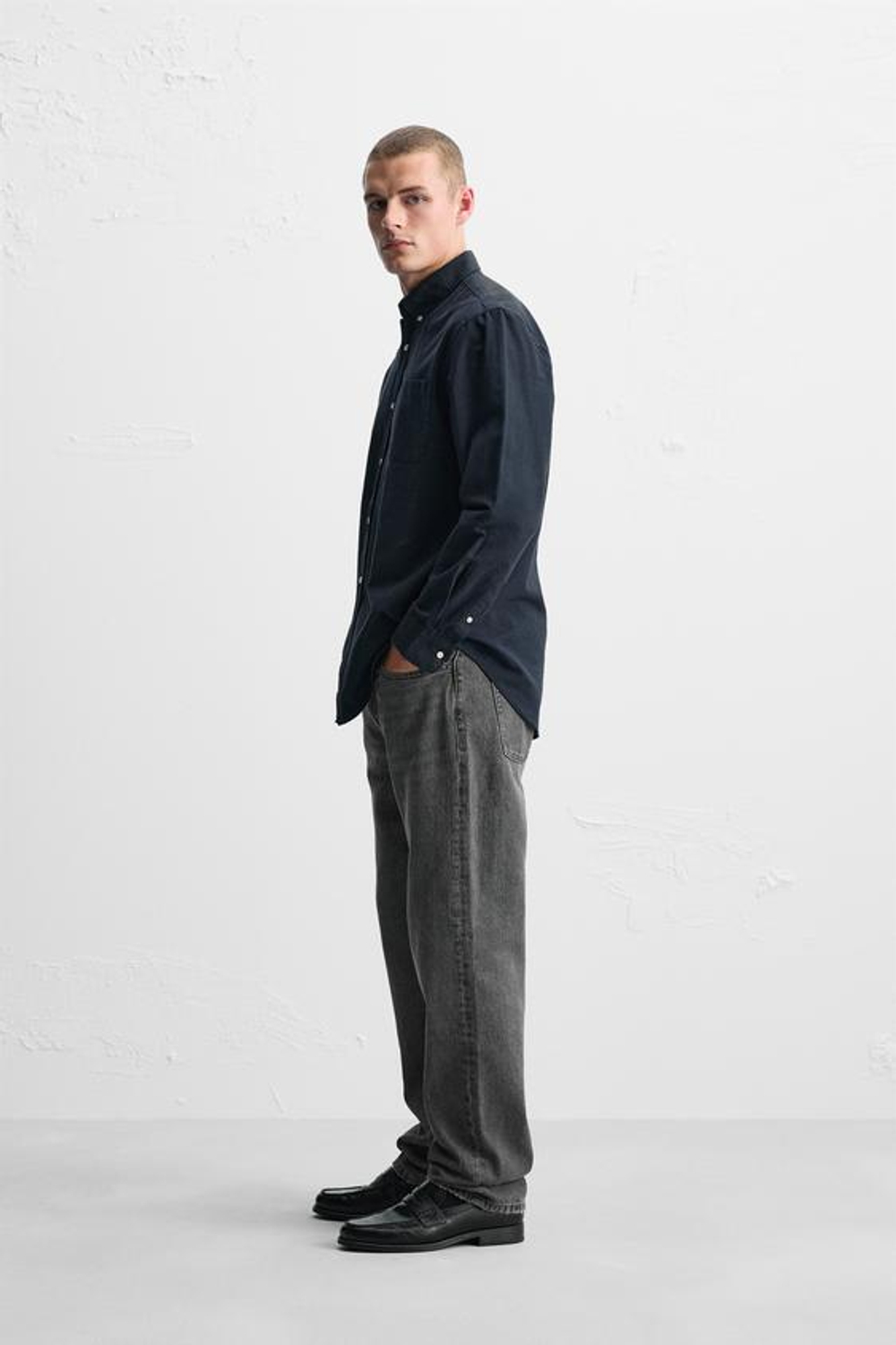 ZARA ДЖИНСЫ STRAIGHT-LEG, СЕРЫЙ