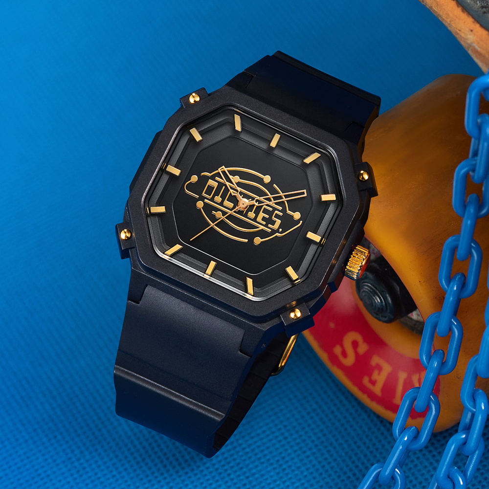 Dickies Wrist Watch Quartz Movement Plastic Strap 43mm White Dial Unisex