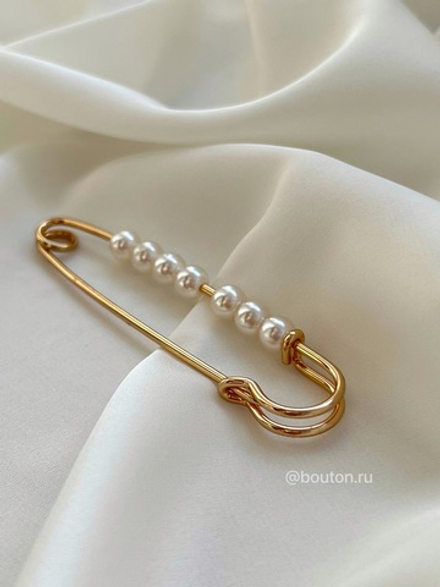 Брошь золотистая  "Булавка" подвижный жемчуг 7 см