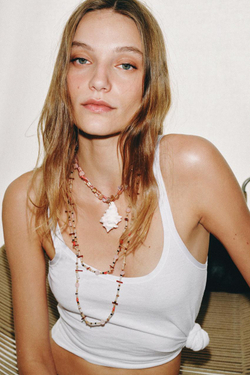 ZARA НАБОР ИЗ 3 ОЖЕРЕЛИЙ С РАКОВИНАМИ И КАМНЯМИ, РОЗОВЫЙ