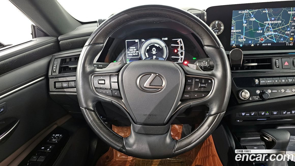 Lexus ES300h 7 Generation Luxury Plus (08.2022)