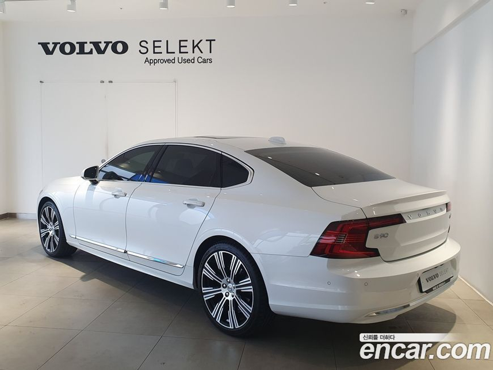 Volvo S90 B6 AWD Ultimate Bright (09.2022)