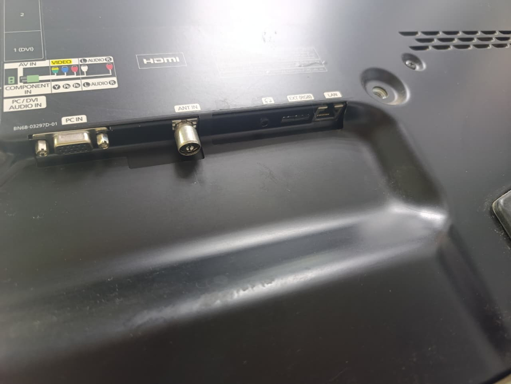 Телевизор Samsung UE32D5000 LED